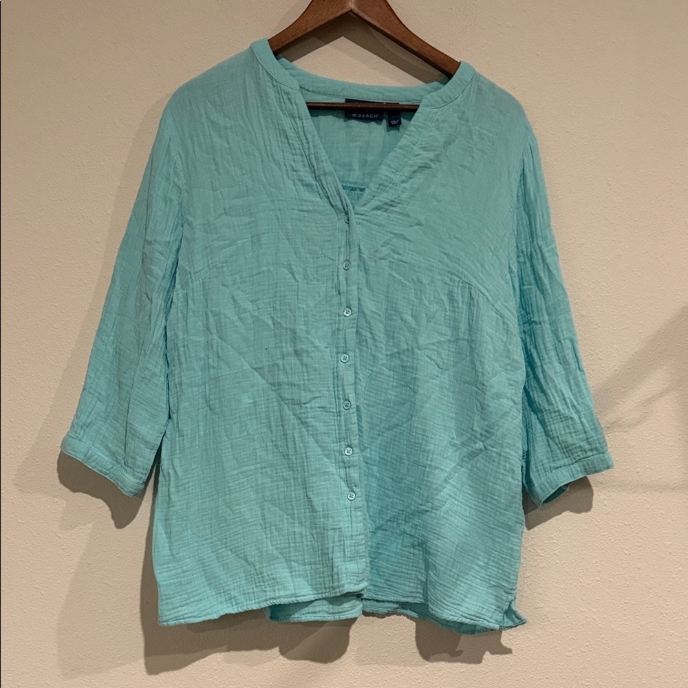 D&CO Beach Aqua Button-Down Blouse - Picture 2 of 10